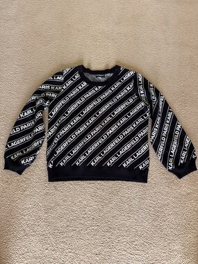 New w out tags. Karl Lagerfeld Paris sweater